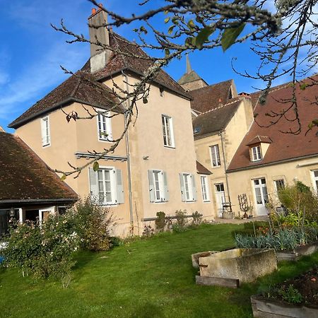 Maison De Noble Nicolas Avallon Exteriör bild